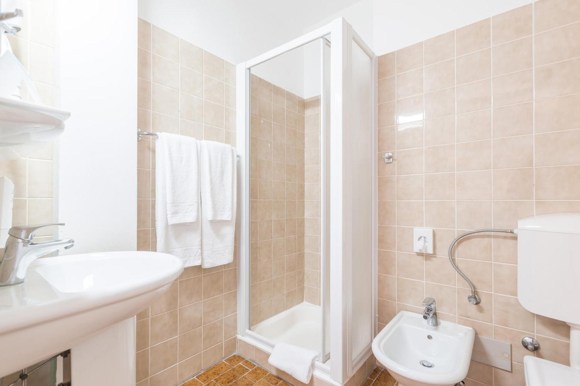 Maistra Select Riva Apartments Vrsar Phòng bức ảnh