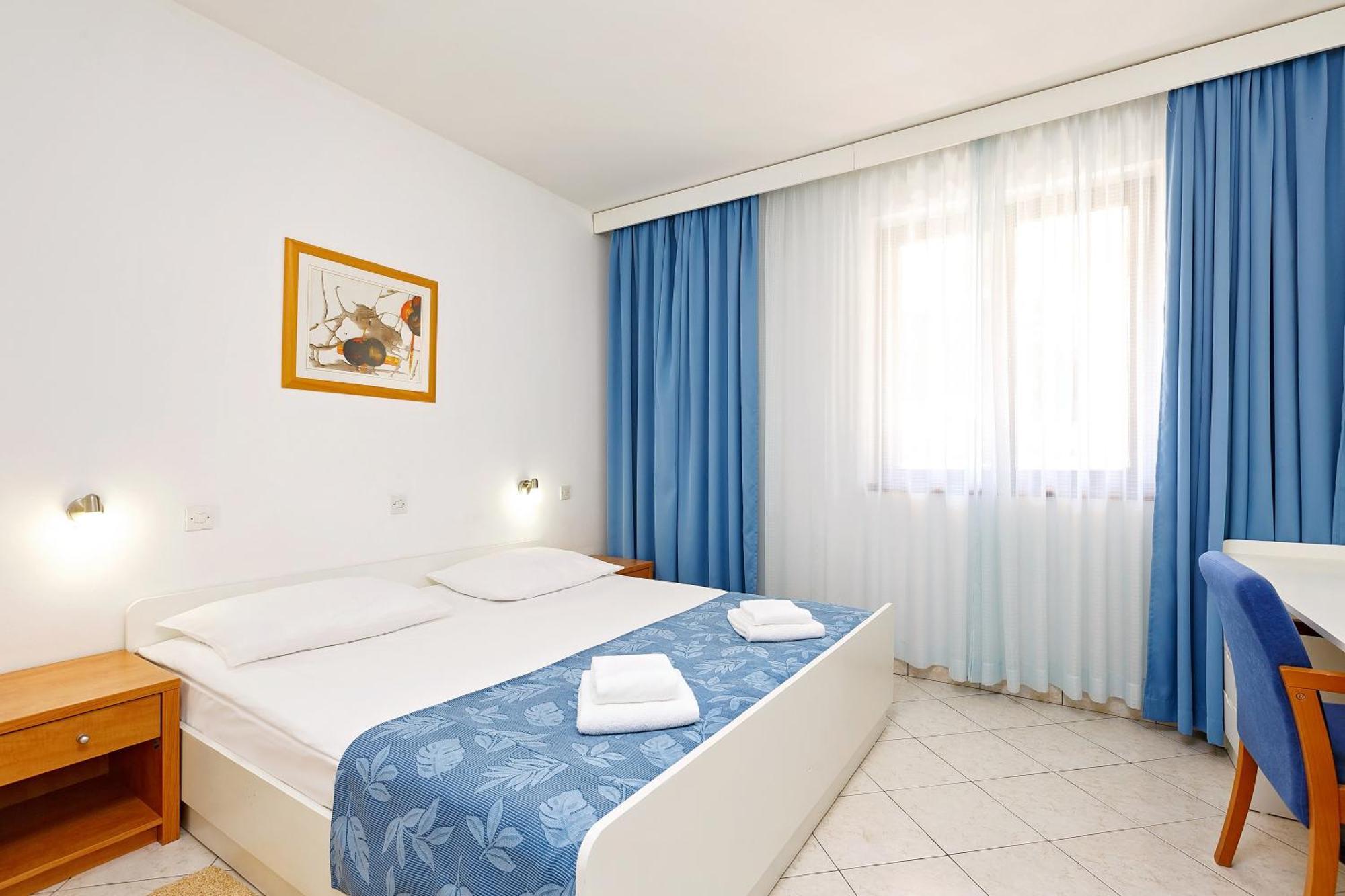 Maistra Select Riva Apartments Vrsar Phòng bức ảnh