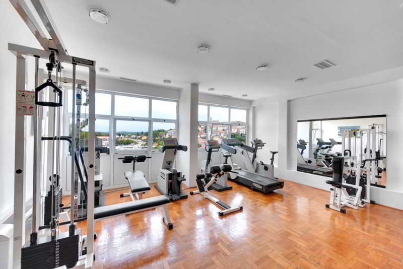 Maistra Select Riva Apartments Vrsar Ngoại thất bức ảnh
