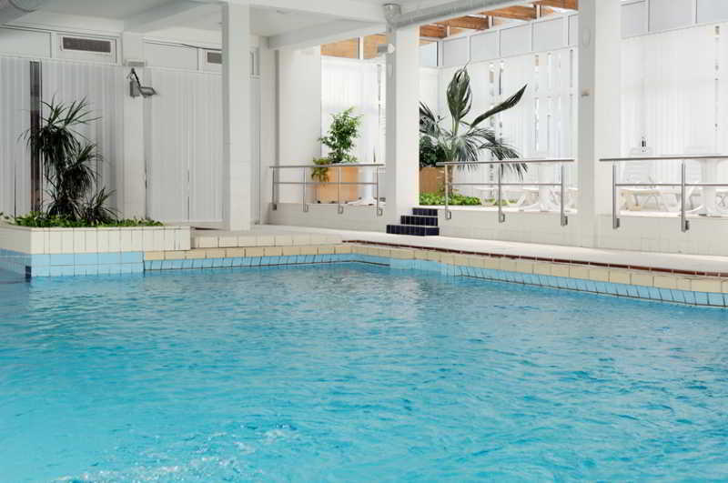 Maistra Select Riva Apartments Vrsar Ngoại thất bức ảnh