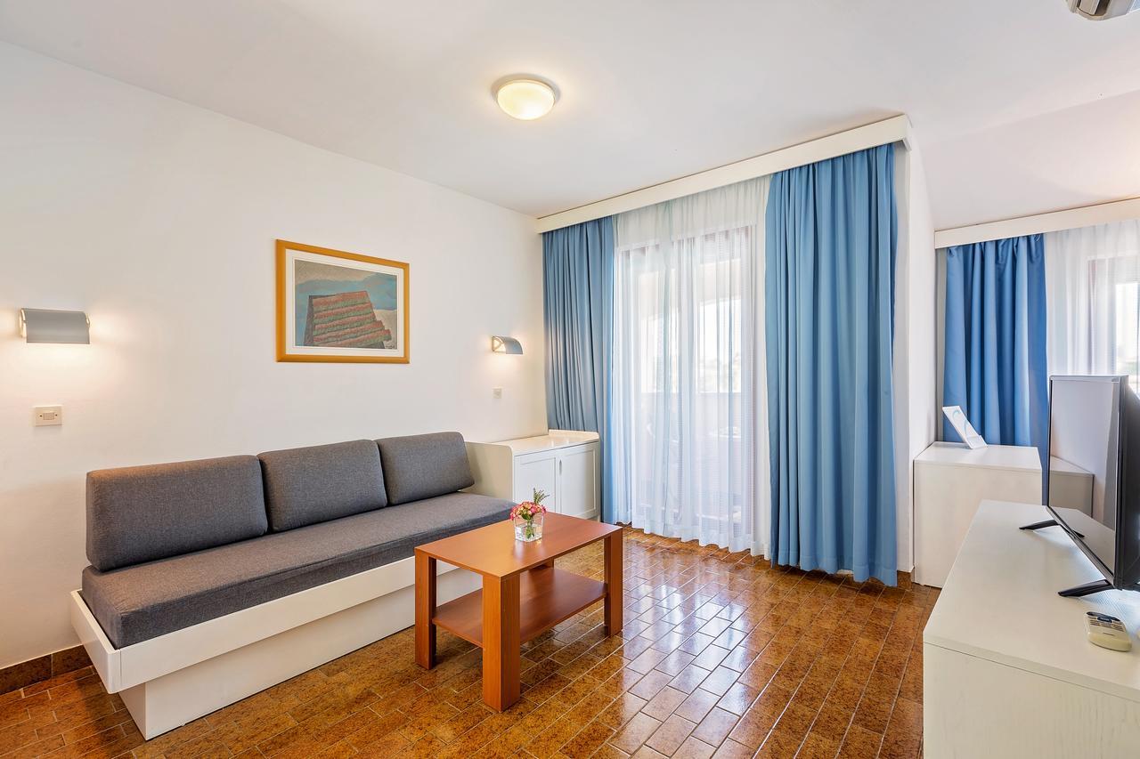 Maistra Select Riva Apartments Vrsar Phòng bức ảnh