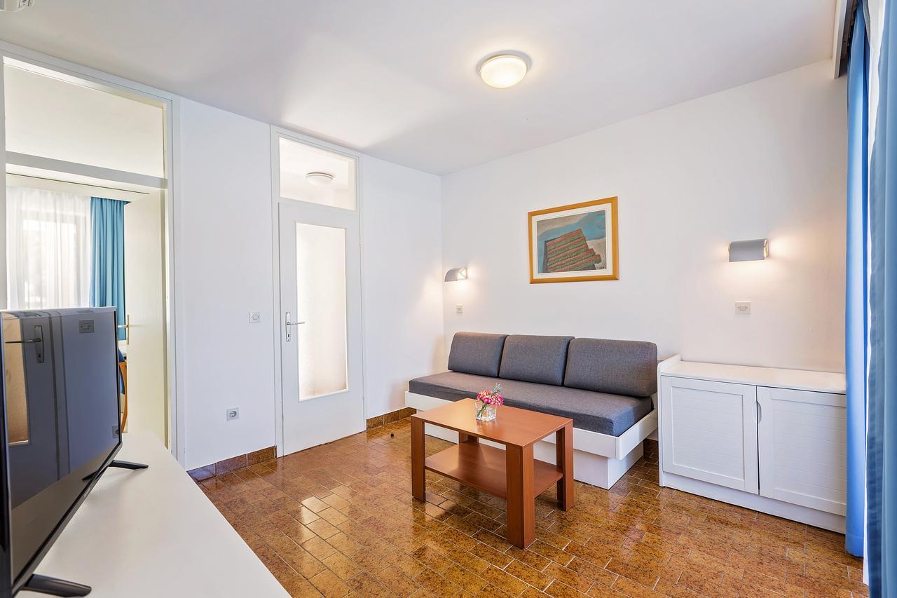 Maistra Select Riva Apartments Vrsar Ngoại thất bức ảnh